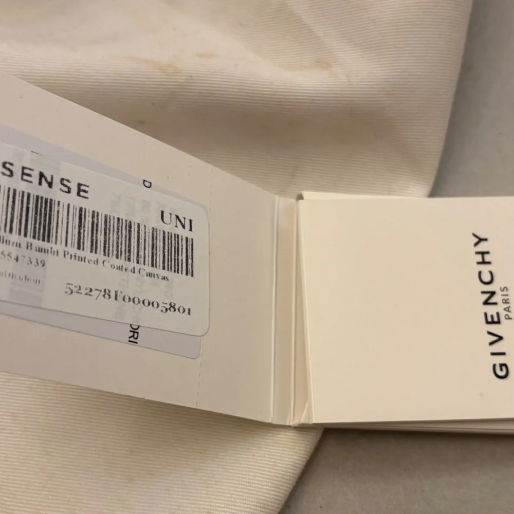 Super rare Givenchy by Riccardo Tisci Iconic Bambi Crossbody Bag in black - Picture 4 of 4